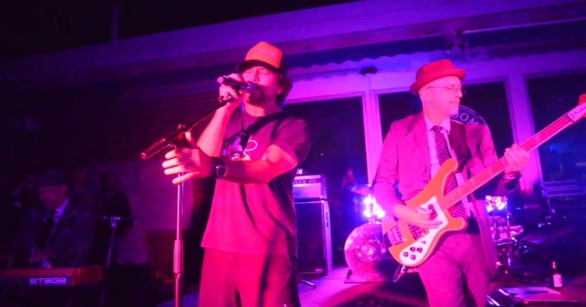 Eddie Vedder Covers The Who With Local Band In Chicago