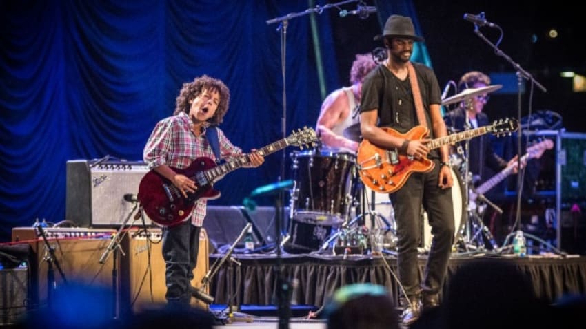 Brandon Niederauer & G. Love Guest With Gary Clark Jr.