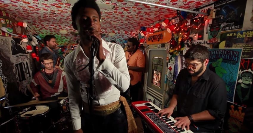 Exclusive Premiere | Con Brio Jam In The Van - Money
