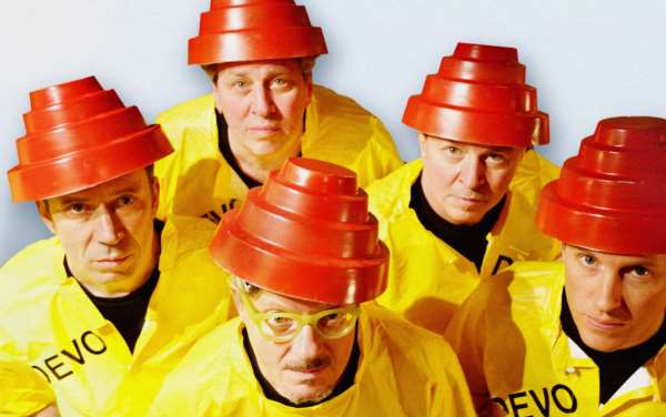 In Memoriam | Devo Guitarist Bob Casale
