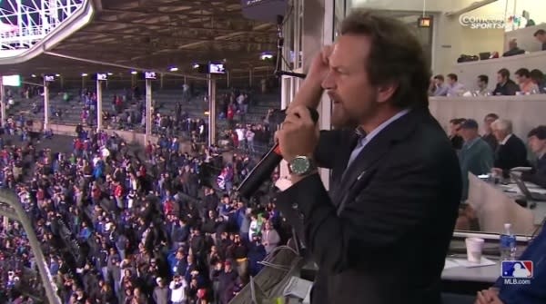 Videos | Eddie Vedder Has Big Day In Chicago