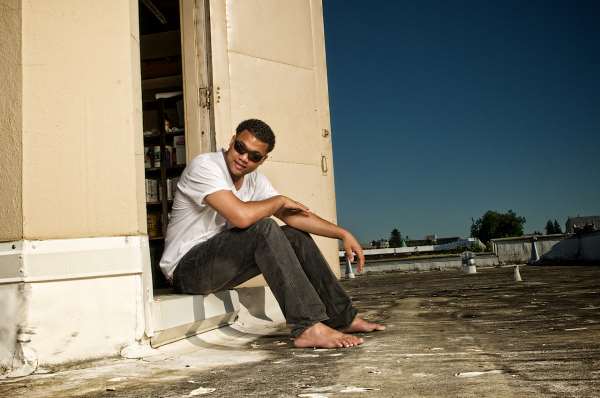Exclusive Premiere | Ethan Tucker - High Time