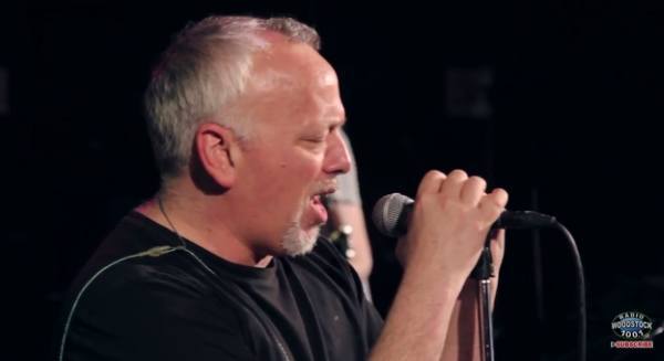 Pro-Shot Video | Gene Ween Does Billy Joel