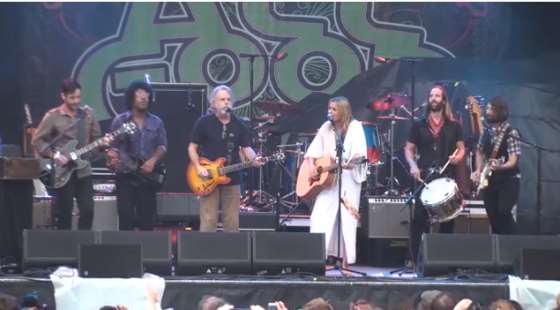 Cover Alert | Grace Potter And The Nocturnals With Bob Weir - Friend Of The Devil
