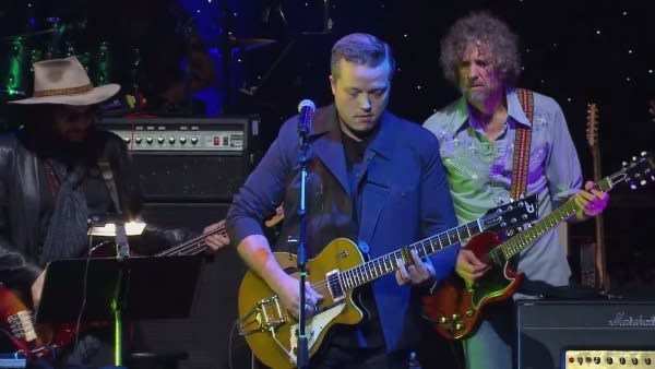 Cover Alert | Jason Isbell Plays Lynyrd Skynyrd