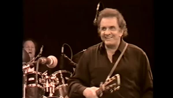 Full Show Friday | Johnny Cash At Glastonbury 1994