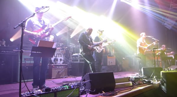 Mike Keneally Guests With Umphreys McGee In San Diego