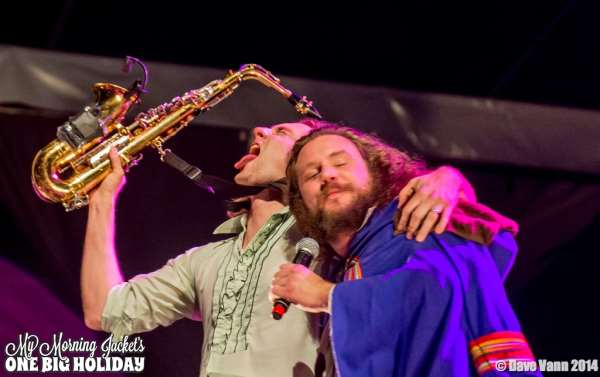 One Big Holiday | MMJ Loads Finale With Guests And Covers