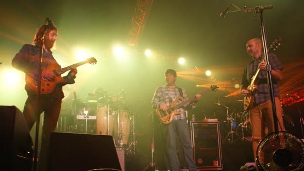 Chris Robinson Guests With moe. In Fredericton