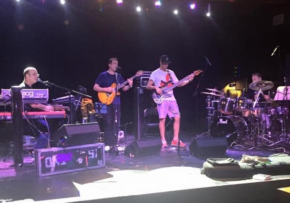 Omega Moos Play For First Time In Two Years