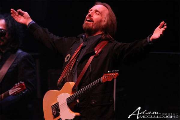 Tom Petty & The Heartbreakers Nearly Done With New Album