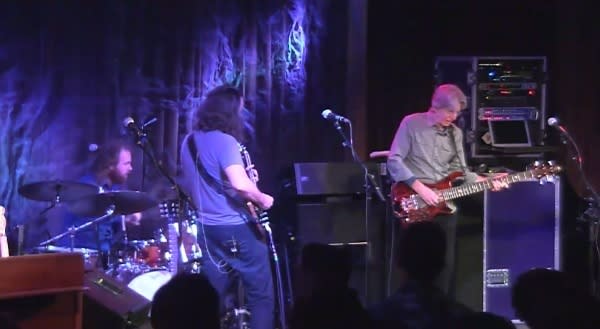 Phil Lesh & Friends Offer Bonus Grateful Dead 1972 Tribute