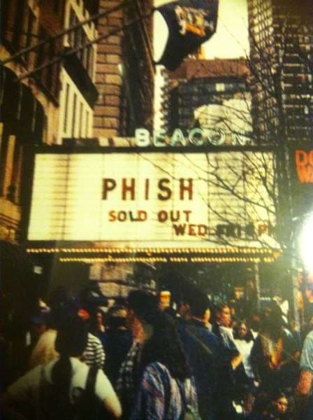 Twenty Years Later | Phish Fans Start Wilson Chant