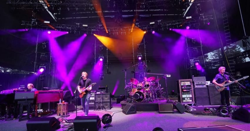 Phish Returns To Shoreline | Setlist & The Skinny