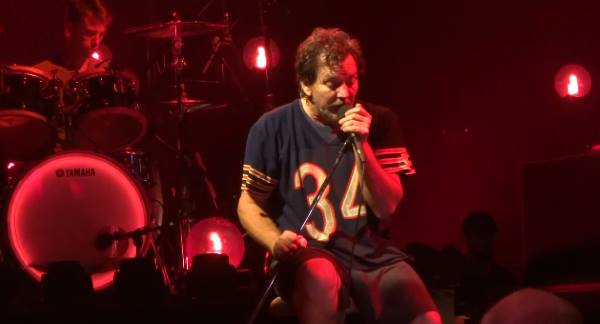 Cover Alert | Pearl Jam Covers Rolling Stones In Norway