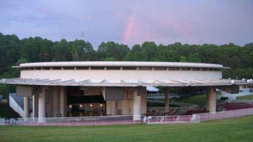 Tailgaiting Banned At PNC Bank Arts Center