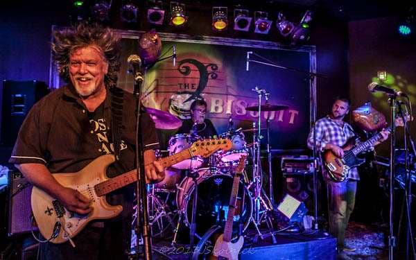Review & Photos | Raw Oyster Cult | Boca Raton