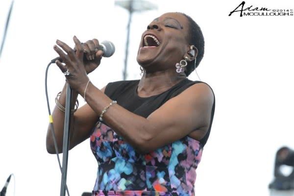 Sharon Jones & The Dap-Kings New Years At The Fillmore