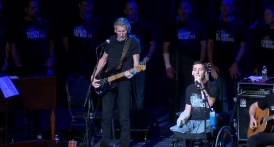 Roger Waters And Bruce Springsteen Stand Up For Heroes