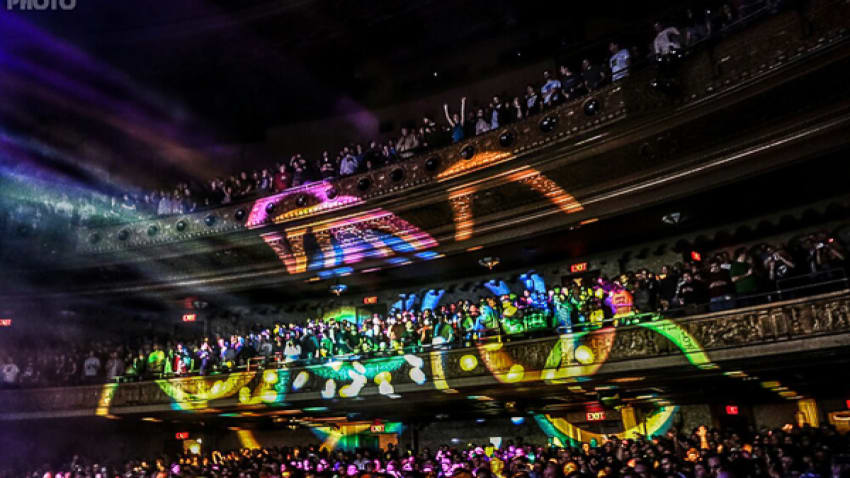 Photos And Review | Umphrey's McGee | NYC | Night One