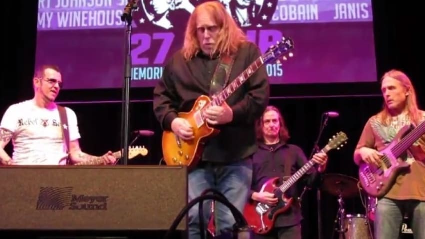 Warren Haynes Performs At The 27 Club Tribute