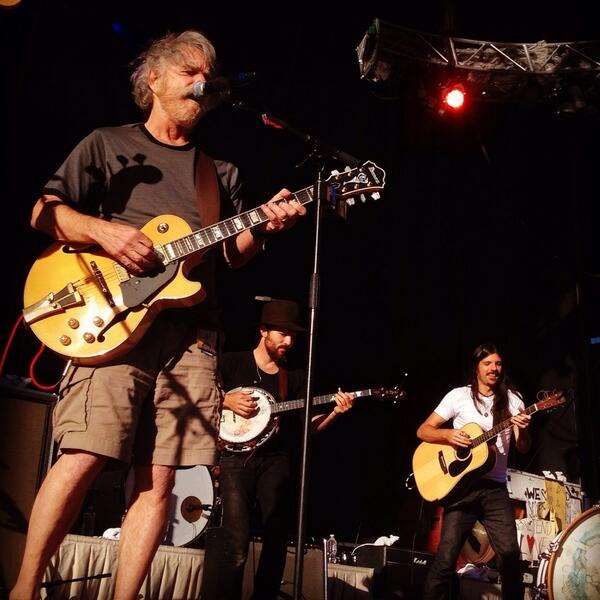 Bob Weir Guests With The Avett Brothers At Mountain Jam