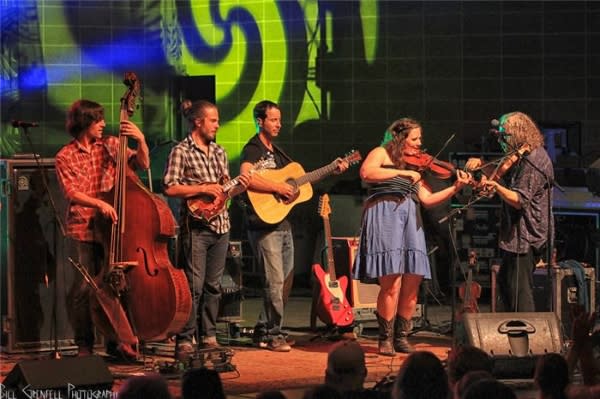 Cover Alert | Railroad Earth & Yonder Cover Neil Young