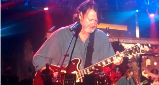 John Bell Plays Two Widespread Panic Songs With Zac Brown Band