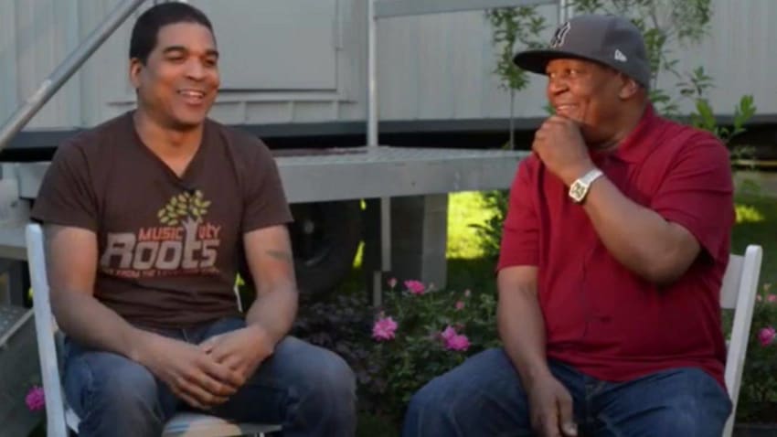 Watch Oteil Burbridge Chat With Paul Simon 'Graceland' Bassist Bakithi Kumalo