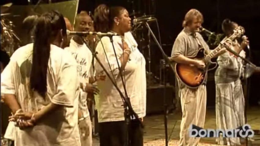 Steve Winwood & Dottie Peoples Among Widespread Panic Guests On This Date In 2002