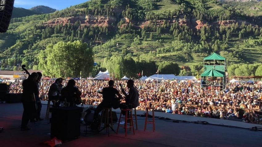 Ryan Adams Performs With Infamous Stringdusters & Nicki Bluhm At Telluride Bluegrass Festival