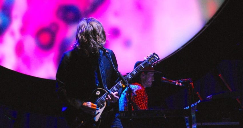 Carl Broemel MMJ Bruss Crop