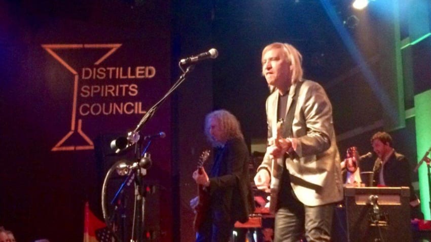 Jason Isbell & Amanda Shires Join Joe Walsh In Philly