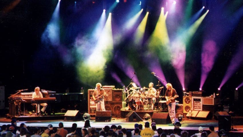 Phish Delivers An All-Time Great Concert At Deer Creek On This Date In 1999