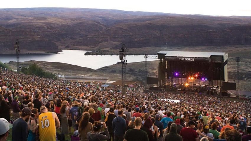 Phish Delivers 4-Song Set At The Gorge On This Date In 1998