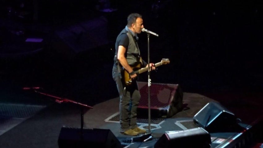 Springsteen Paris Crop