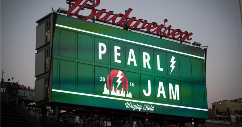 Pearl Jam Wrigley Kelly Crop