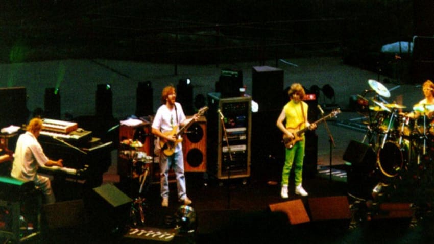 Twenty Years Later: Phish Fans Start 'Hood' Chant At Red Rocks In 1996