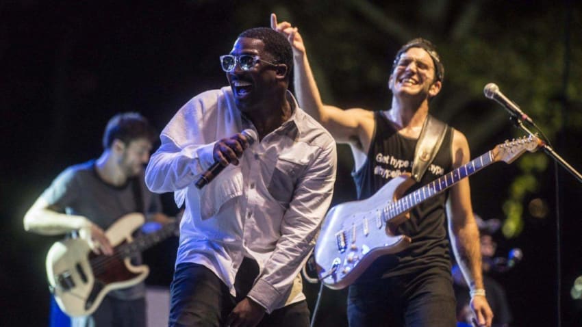 Watch A Free Webcast Of Vulfpeck Live From Brussels