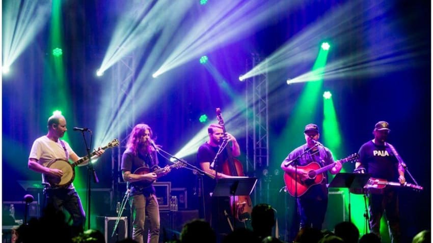 Full Set Audio: Greensky Bluegrass Fills Halloween Set With Songs Phish Covered