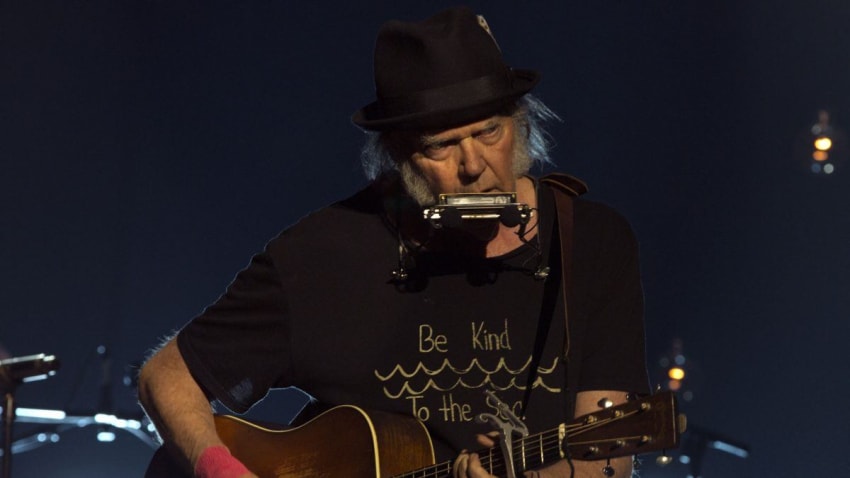Neil Young & Crazy Horse Clarkston Tickets Pine Knob Music Theatre