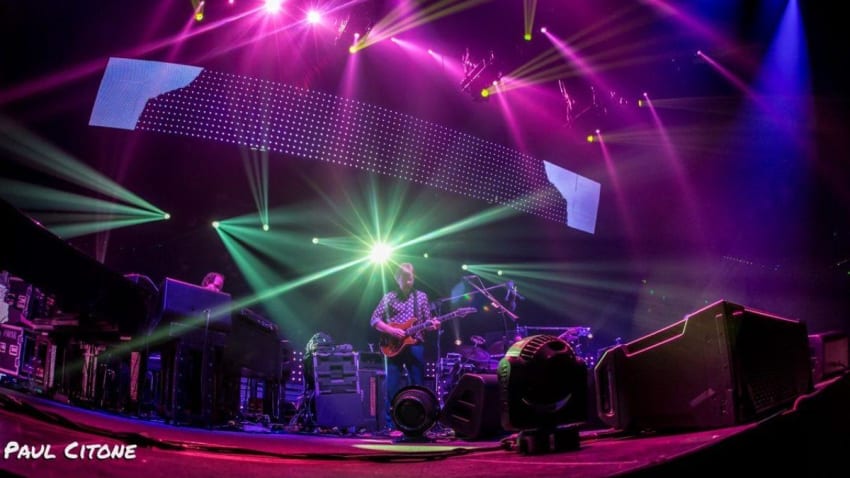 Photos, Review & Videos: On Phish's Emotional Tribute To David Bowie In Las Vegas
