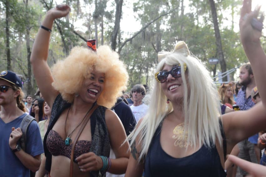 suwannee-hulaween-2016-charles-izenstark-19