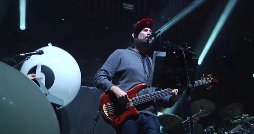 brownie-bisco-nye-screengrab-crop