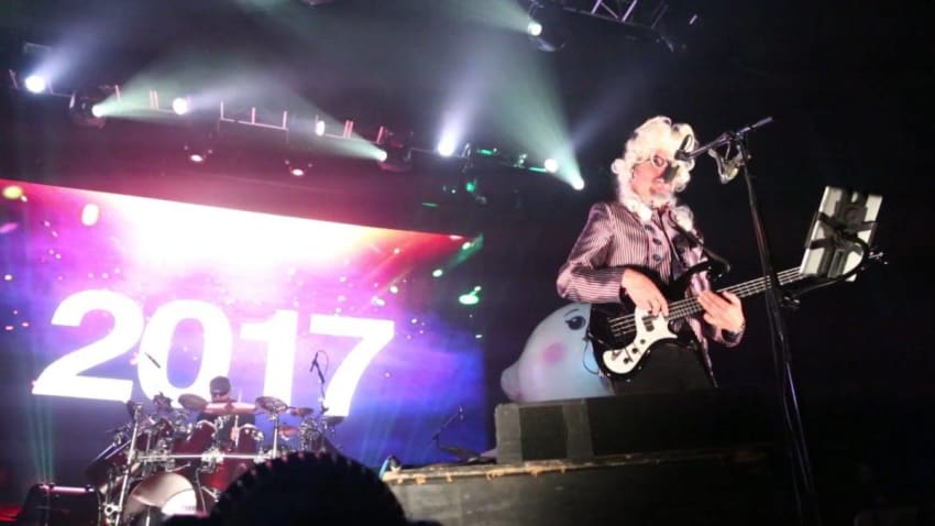 Les Claypool Celebrates New Year’s Eve In Oakland With Primus, Duo De Twang & The Claypool Lennon Delirium