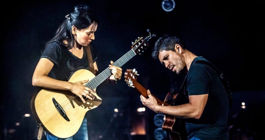 Rodrigo Y Gabriela Press Crop