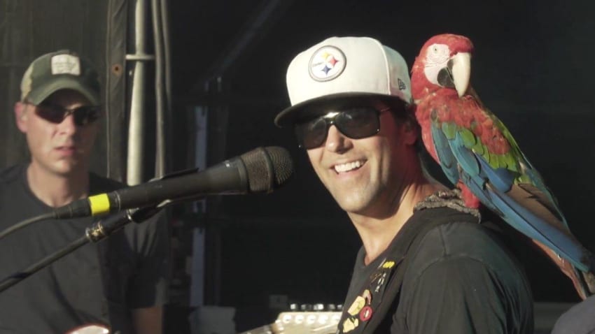 Pro-Shot Video: Umphrey’s McGee Performs ‘Day Nurse’ At Dominican Holidaze 2016