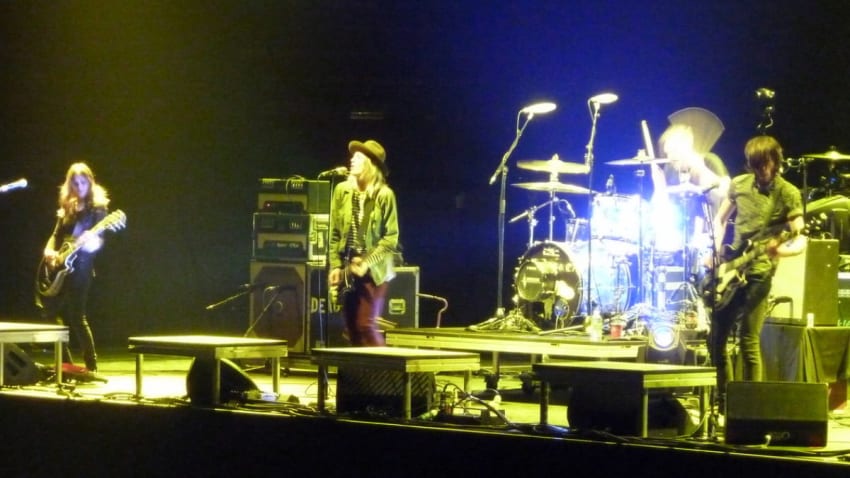 Dead Sara