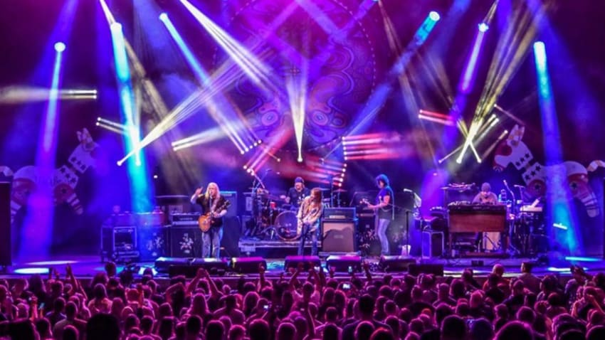 Charlie Starr Guests With Gov't Mule In Cincinnati