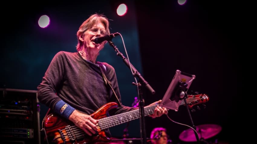 Pro-Shot Video: phil.moe Performs 'Box Of Rain' At 2017 Lockn' Festival